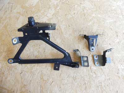 BMW Fender Bracket Set (4 Pieces), Left 41357207185 09-15 F01 740i 750i 760Li Alpina B7 Hybrid 7